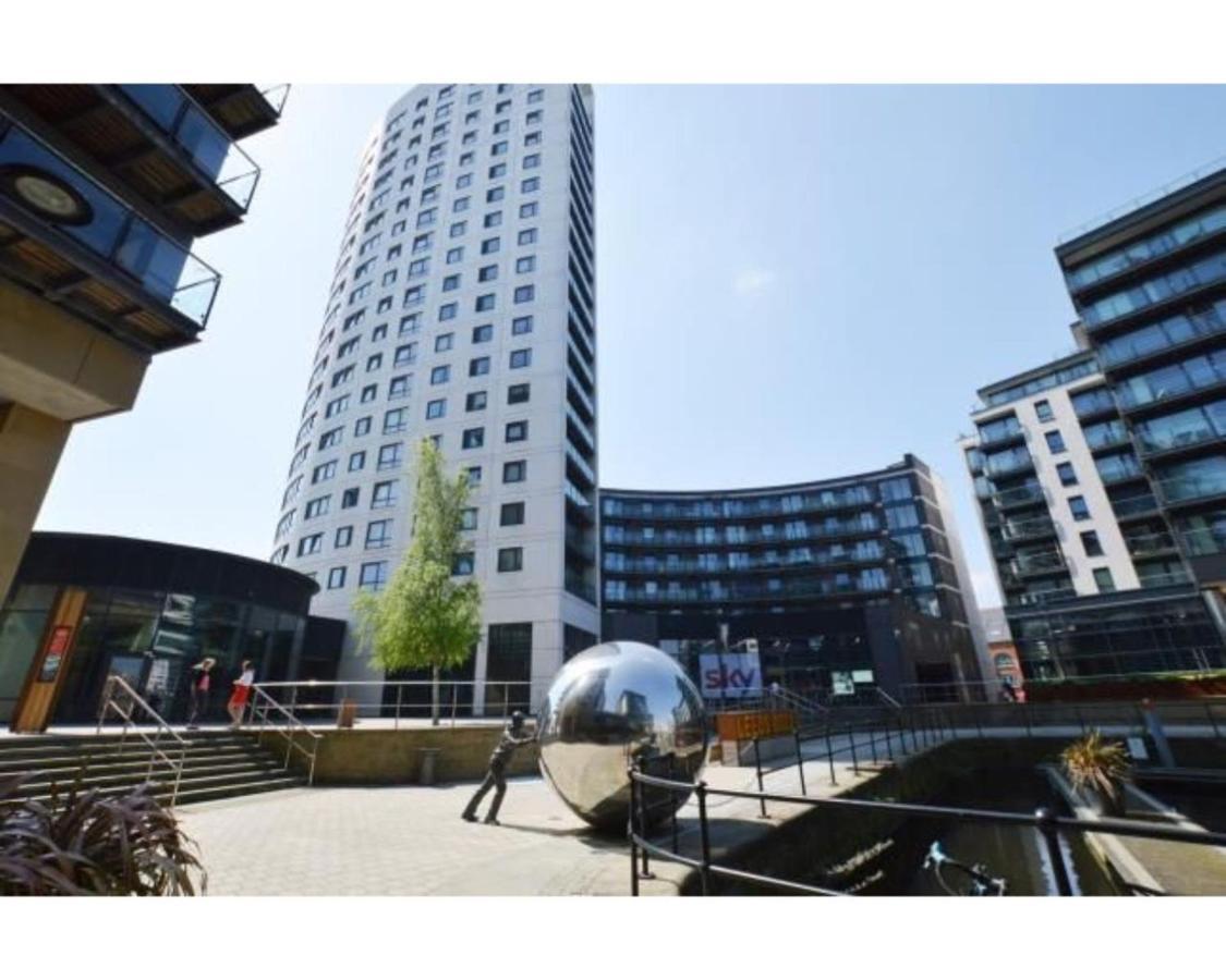 Modern Deluxe Leeds Dock Apartment Free Secure Parking Экстерьер фото