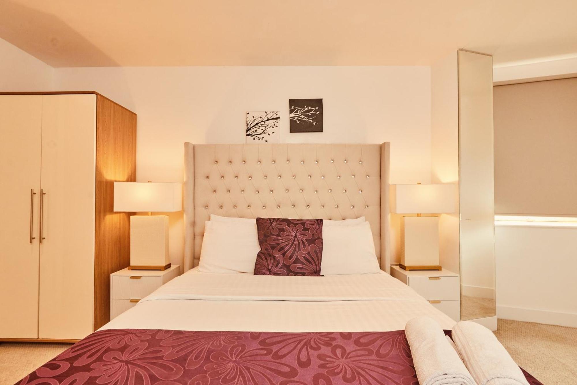 Modern Deluxe Leeds Dock Apartment Free Secure Parking Экстерьер фото